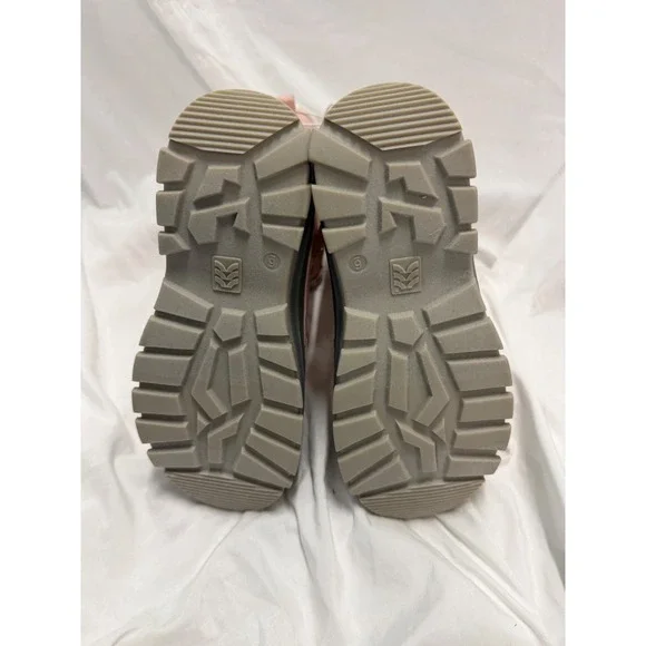 Cat & Jack Girls' sz 6 Pink Gray Winter Snow Boots Faux Fur Lace Up Insulated - Picture 4 of 6